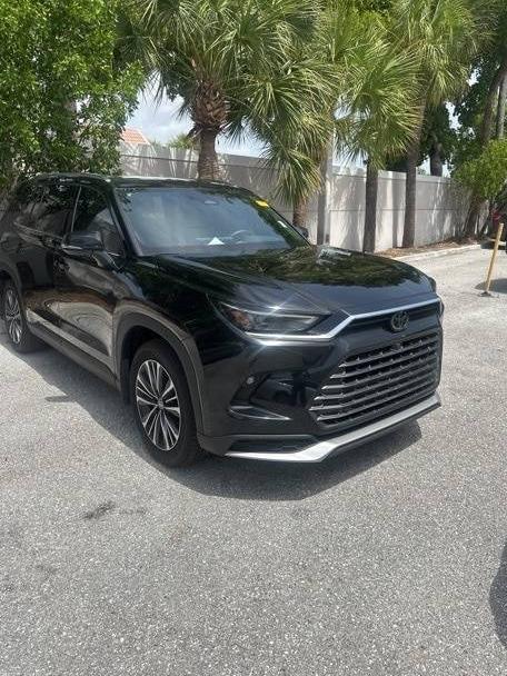 TOYOTA GRAND HIGHLANDER 2024 5TDADAB54RS003212 image